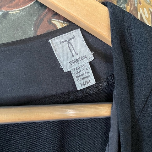 Elegant Black Jumpsuit - Picture 8 of 10